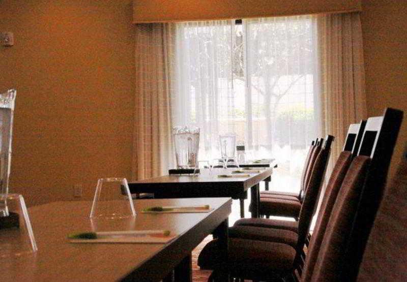 Courtyard Fort Worth West At Cityview Екстер'єр фото